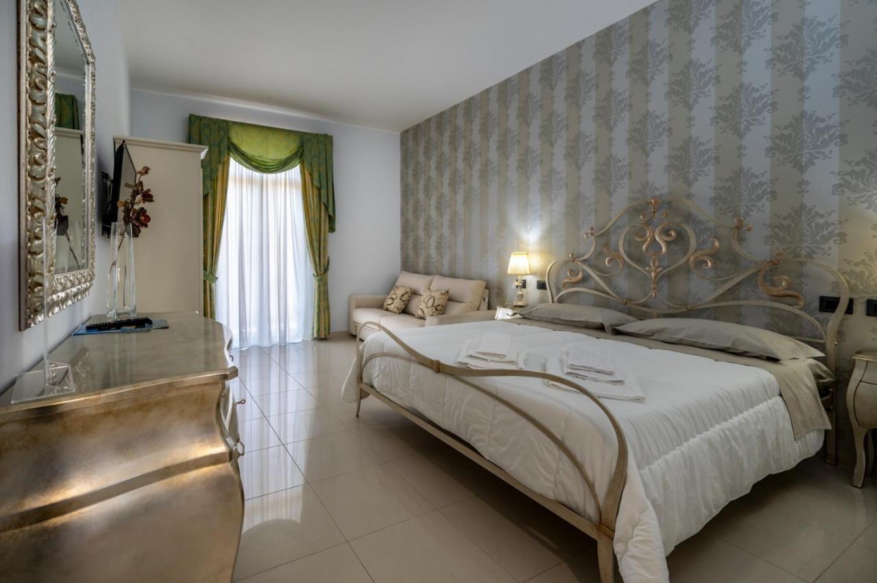 Villa Floyd Charming Rooms B&B Pachino Εξωτερικό φωτογραφία