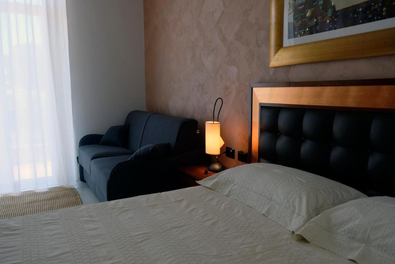 Villa Floyd Charming Rooms B&B Pachino Εξωτερικό φωτογραφία